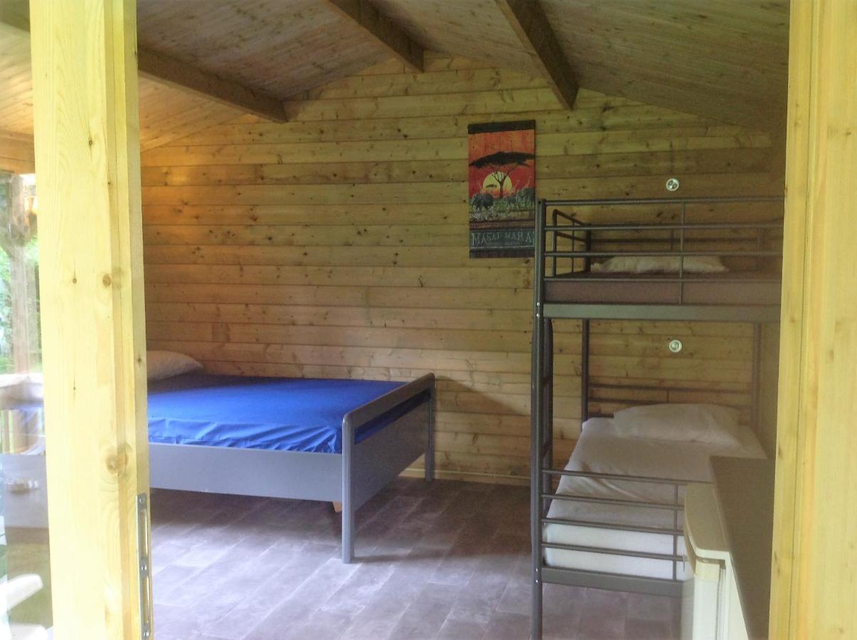 Camping Het Bosbad Emmeloord Exterior foto